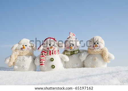 Happy winter friends (copy space)