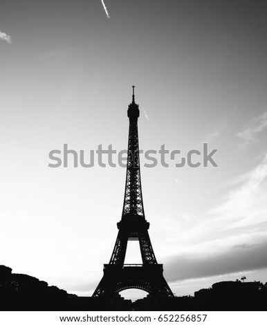 Silhouette of Eiffel Tower, Paris (Black and white)