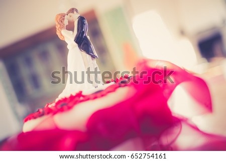 Bride and Groom Wedding cake