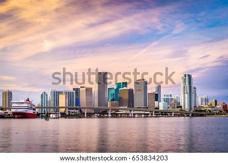Miami, Florida, USA skyline.