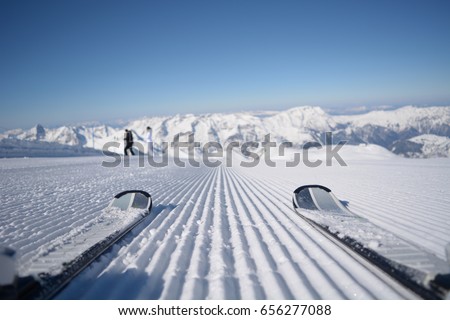 ski Royalty-Free Stock Photo #656277088