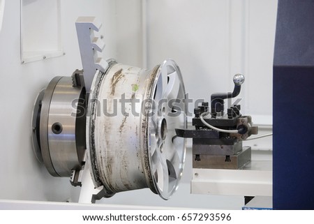 The image of lathe for car disk turning