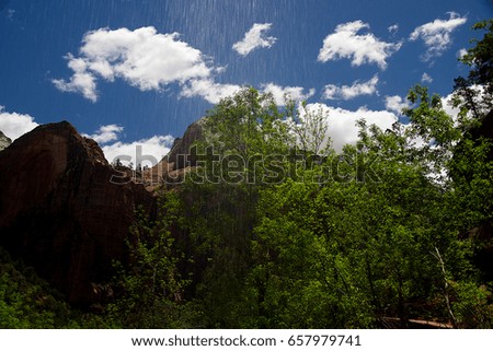 Lower Emerald Pool Trail in Zion National Park, Utah