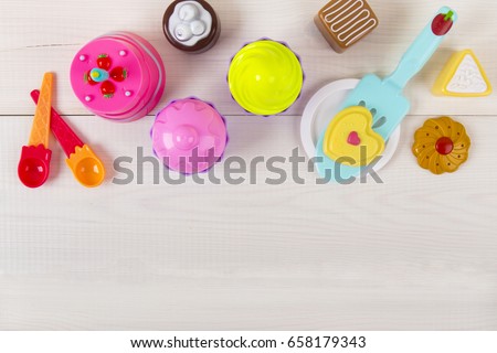 Toy cakes and cookies