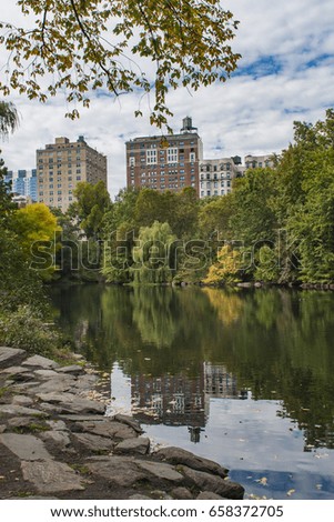 Central Park and Manhattan skyline, New York City in autumn