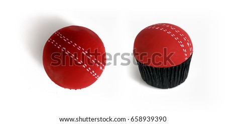 Cricket Ball Shape Cupcake