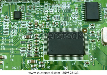 Electronic microcircuit              