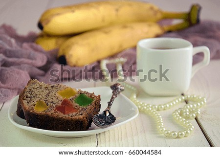 Banana cupcake