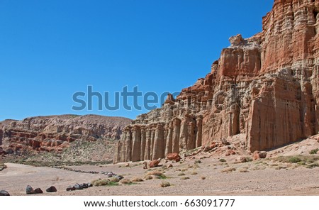 Red Rock Canyon State Park in the high desert of California at the southern end of the Sierra Nevada mountain range near the towns of Cantil, California City, Ridgecrest right off of Highway 14