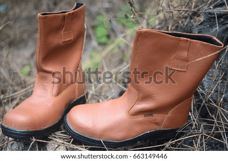 Construction shoes , safety shoes , Brown construction boots