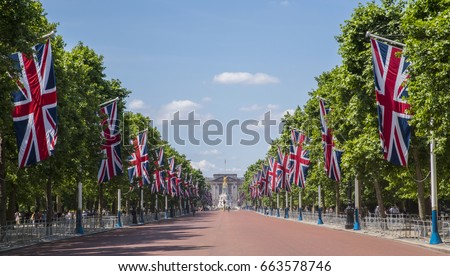 A view looking down The Mall towards Buckingham Palace in London, UK. Royalty-Free Stock Photo #663578746