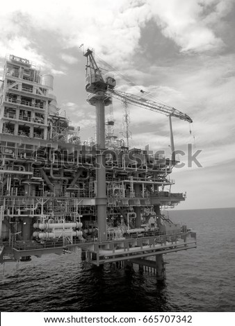Oil production in the sea.
Production platform.
living quarter platform.