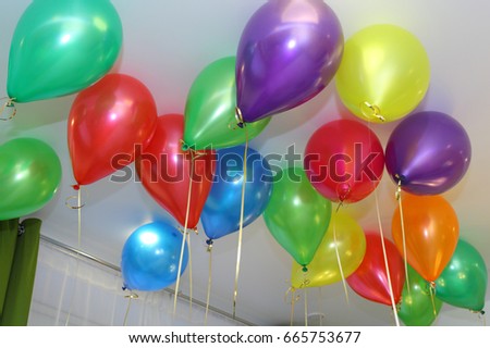 closeup image of the bright color balloons