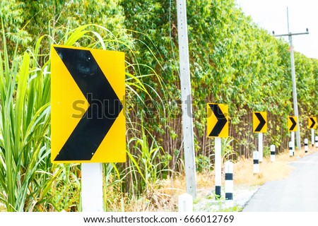 Signal turn right Curve sign