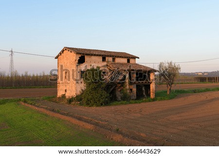 Abandoned house in Italy