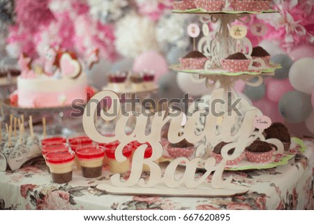 candy bar in pink colors for children's birthday