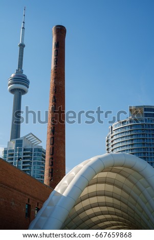 Modern and old towers in Toronto