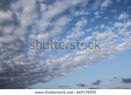 Elegant sky with beautiful clouds.