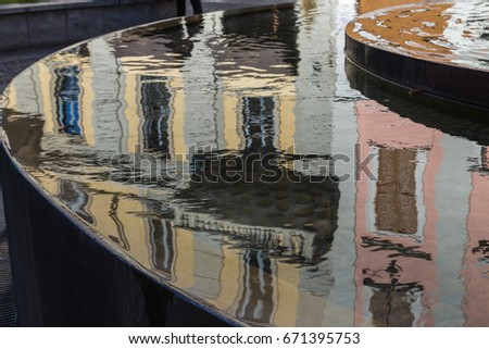 Reflection in water, the reflection of buildings, buildings reflection