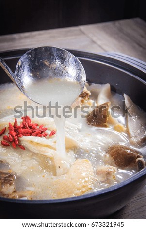 chinese cuisine of broth