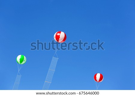 blank advertising balloon with sky