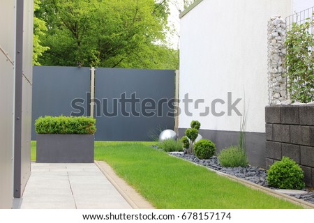 modern garden of the house Royalty-Free Stock Photo #678157174