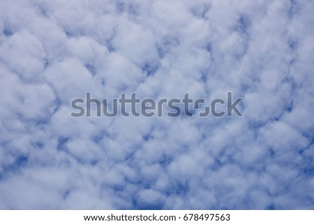 cloud on blue sky
