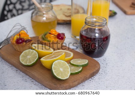 lime, lemon, honey and juice.
morning cakes.
citrus