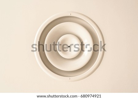 Ventilation on the ceiling