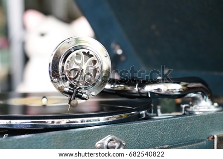 Completely beauty of classic antique gramophone with shiny silver magnetic cartridge
