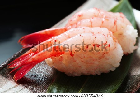 raw shrimp sushi