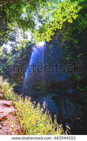 Photo Picture of a Beautiful Water Splash Waterfall
