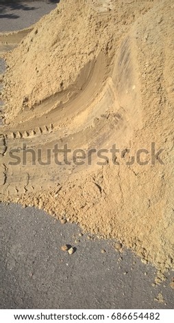 Tire imprint on the sand