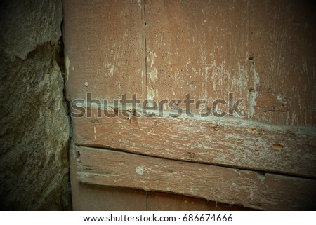 the picture of the ancient door