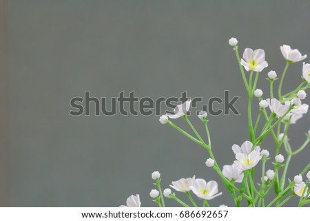 Artificial white flowers