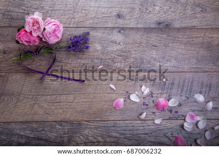 Little bouquet of organic english roses with lavender - nice and beautiful small gift for your women. Copy space. Mother's, Valentines, Women's, Wedding Day concept.