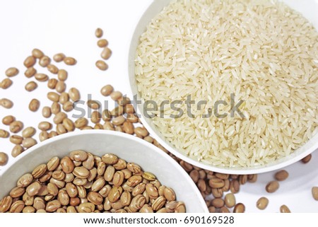 Arroz e feijão (rice and bean in portuguese translation) typical brazilian food background