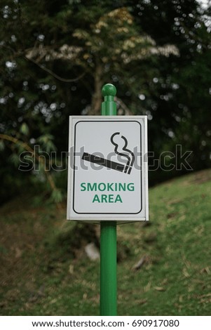 Smoking Area sign at the Park
