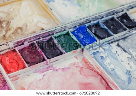 Watercolor palette.