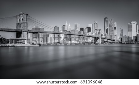 Manhattan skyline with the Brooklyn Bridge, New York. Black and White 