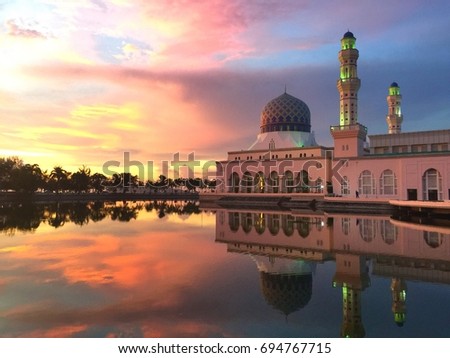 Beautiful twilight view City mosque in Kota Kinabalu, Sabah Malaysia Borneo