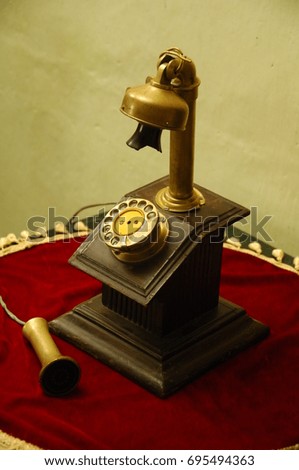 Antique Land Phone