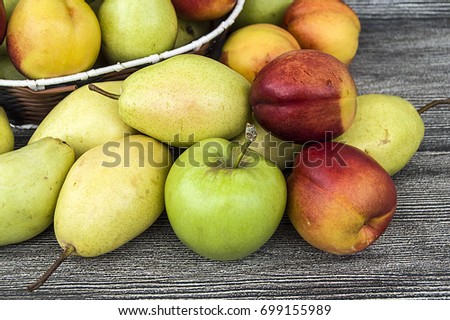 Pear and nectarine fruits from the fruits of the human body