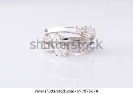 Gold and silver diamond rings jewelry diamons anillos