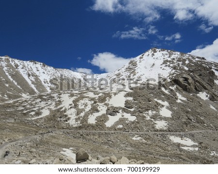 Snow capped mountains at Chang La Pass, India