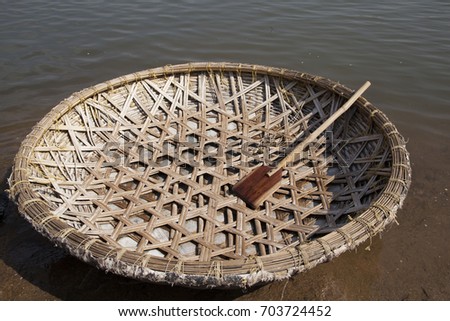 Round boat in india