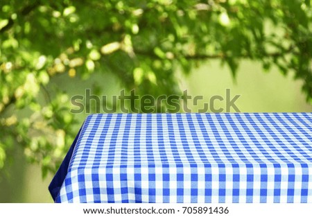 Empty table background
