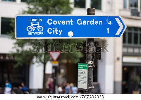 Covent Garden & London City cycle network sign