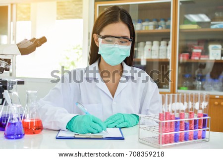 Female scientist working in the laboratory