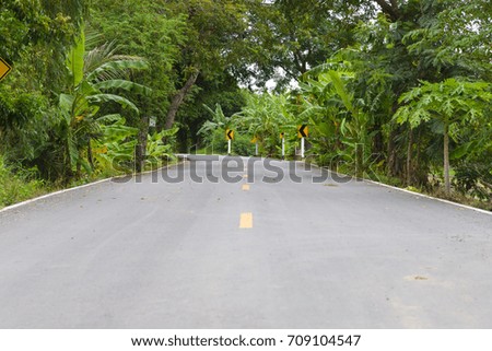empty asphalt road - county road